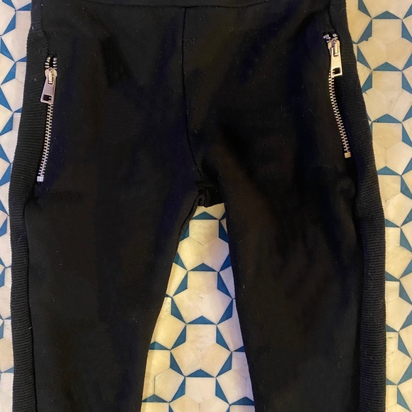 Zara Black Leggings with Side Zippered Pockets size 5 - Picture 2 of 4